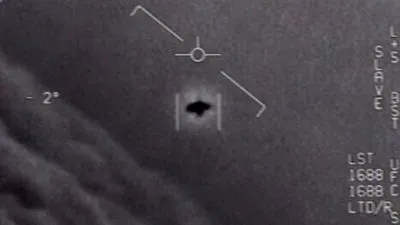 Пентагон отримав "кілька сотень" нових повідомлень про НЛО та неопізнані явища