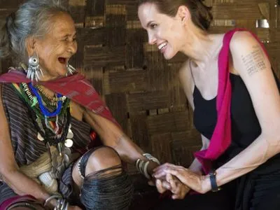 Після 20 років співпраці: Анджеліна Джолі залишає посаду посла ООН у справах біженців