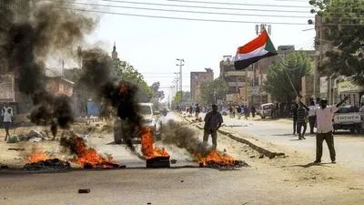 Суданские силы применили слезоточивый газ на митинге против мирного соглашения после переворота