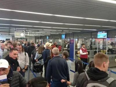 Ледяной дождь привел к отмене рейсов в крупнейшем аэропорту Германии