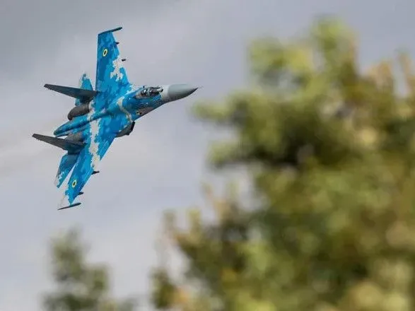 Украинская авиация нанесла 12 ударов по позициям зенитно-ракетных комплексов противника