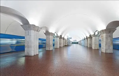 В Киеве уже открыты станции метро “Крещатик” и “Майдан Независимости”