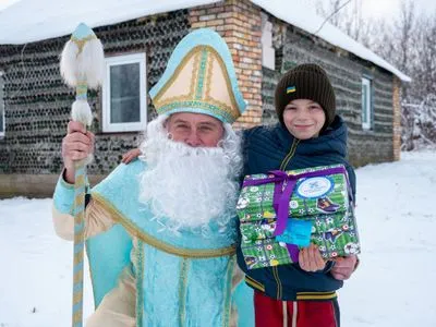 Акція “Листи Святому Миколаю”: 350 дітей отримали подарунки від МХП