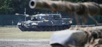 Майже половина німців проти постачання танків Leopard Україні