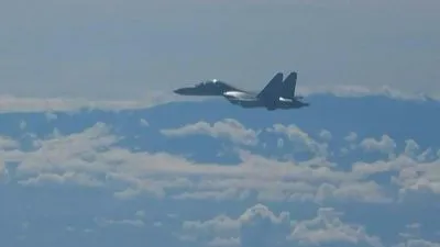 43 військові літаки Китаю перетнули лінію Тайванської протоки