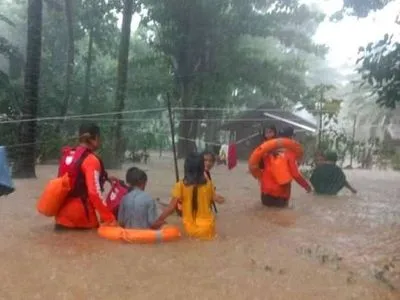 Разрушительные наводнения на Филиппинах убили 15 человек, 23 человека пропали без вести
