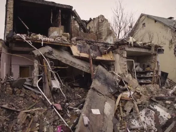 У КМВА показали наслідки падіння збитої ракети у Дарницькому районі Києва