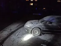 Мэр Киева показал авто, поврежденное обломком вражеской ракеты