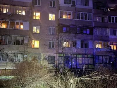 В Деснянском районе Киева госпитализировали пострадавшего 19-летнего парня