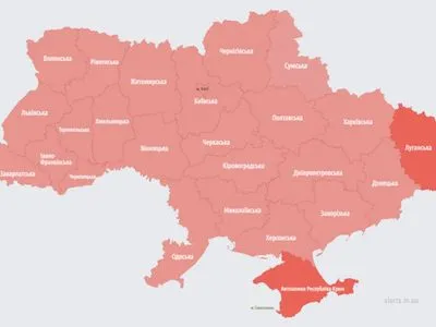 В Україні оголошена масштабна повітряна тривога: в усіх областях лунають сирени