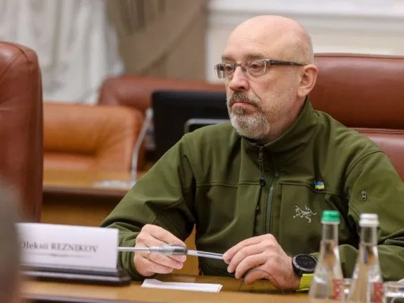 "Все потребности, которые нам представляет Генштаб - мы закрываем": министр обороны о потребностях волонтерской помощи для армии