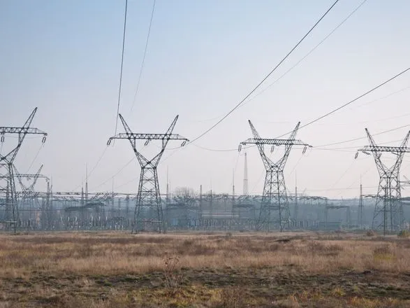 В Україні продовжує зростати споживання електроенергії, у всіх областях діють ліміти