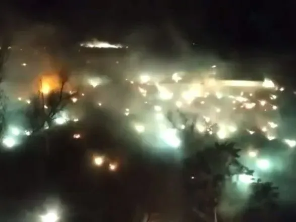 По Херсону ночью рашисты ударили зажигательными боеприпасами: в ОВА показали видео