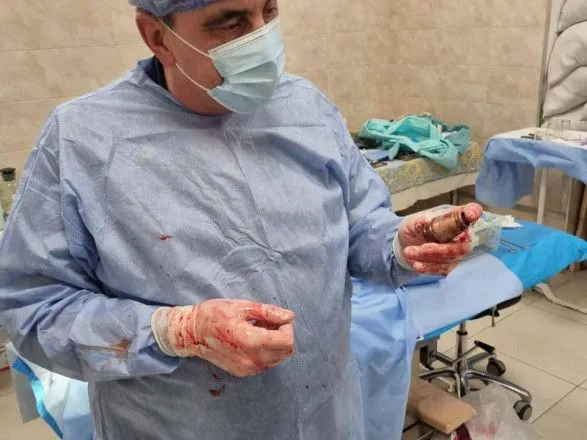 Оперировали в присутствии двух саперов: врачи успешно удалили гранату ВОГ из тела военнослужащего