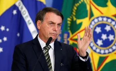 Болсонару засудив прихильників за заворушення у Бразилії