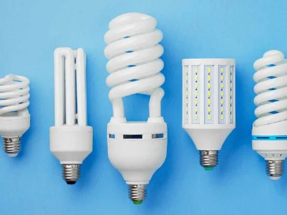 Українці зможуть безкоштовно обмінювати старі електричні лампи на енергозберігаючі LED-лампи з 16 січня