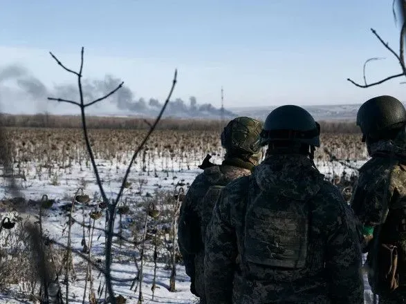 У Соледарі тривають важкі бої, ворог кинув більше "вагнерівців" - Міноборони