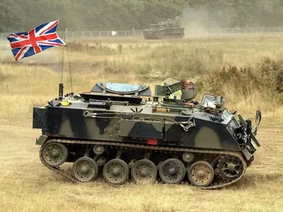 Британия предоставит Украине бронетранспортеры Bulldog и не только