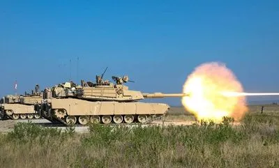 США поки не готові постачати танки "Abrams" Україні