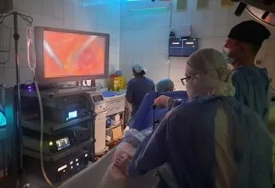 На Черкащині лікарі вперше оперували за допомогою віртуальної операційної Epiqar