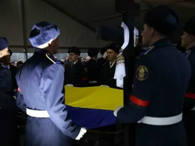 В Киеве похоронили Дениса Монастырского и его коллег, погибших в авиакатастрофе