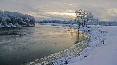 Вблизи Чернигова закрыли движение по понтонной переправе через реку Десна