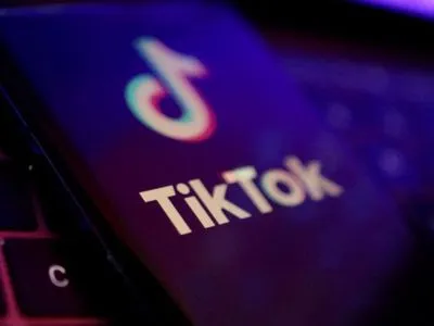 Сенатор США хоче заборонити TikTok по всій країні