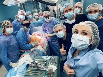 Українські лікарі вперше пересадили легені без допомоги іноземних колег