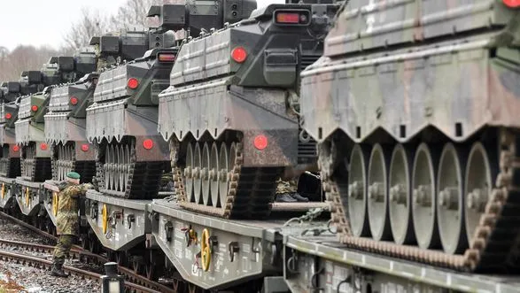 nimetskiy-kontsern-rheinmetall-mozhe-postaviti-ukrayini-139-tankiv-leopard-riznikh-modifikatsiy