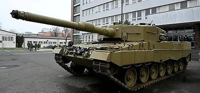 "Готуємо рішення, яке скоро оприлюднимо" - міністр оборони Німеччини про поставку Leopard Україні
