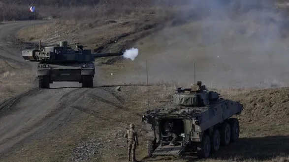 Франція вивчає можливість відправлення танків Leclerc Україні