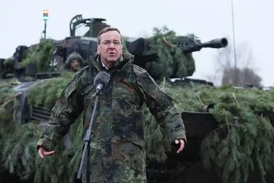 Leopard 2 прибудут в Украину до конца марта - министр обороны Германии