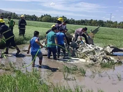 На Филиппинах упал военный самолет, погибли два пилота