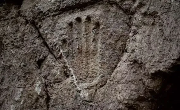 arkheologi-viyavili-v-izrayili-vidbitok-doloni-yakomu-tisyacha-rokiv