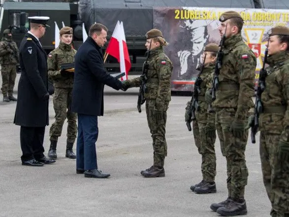 После вторжения России в Украину Польша набрала рекордное количество солдат после вторжения России в Украину