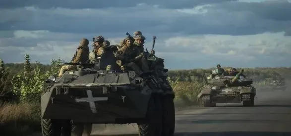 Украина получит 120-140 танков в "первой волне" поставок - министр Кулеба