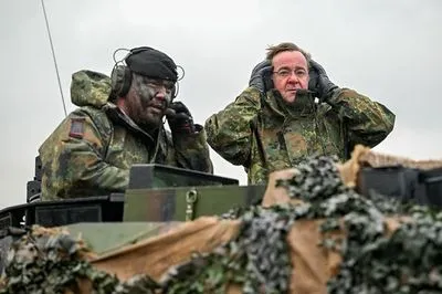 Німеччині терміново потрібні нові танки Leopard замість тих, що поїдуть в Україну - міноборони