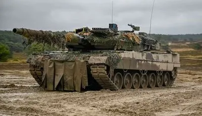 Украинские военные уже на следующей неделе начнут учения на танках Leopard 2 - Financial Times