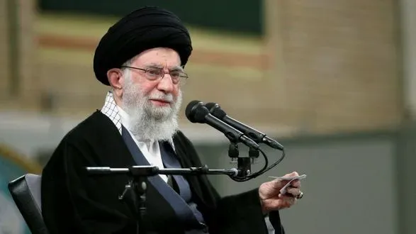 verkhovniy-lider-iranu-pomiluvav-desyatki-tisyach-uvyaznenikh
