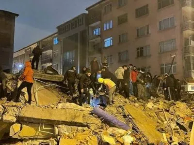 В Турции произошло новое мощное землетрясение