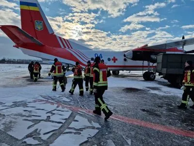 Украина направляет на помощь в Турцию почти 90 спасателей