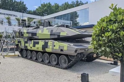 Немецкий производитель вооружений Rheinmetall ведет переговоры с Киевом о поставках новейших танков Panther