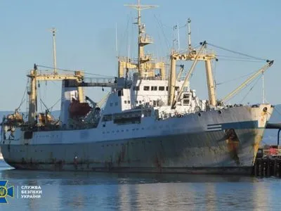 Російські бізнесмени намагались заволодіти двома українськими кораблями у Середземному морі