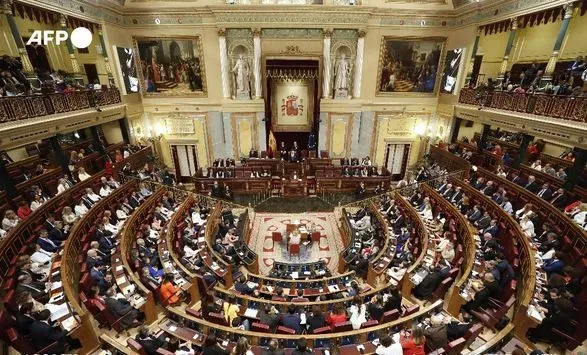 Испанские законодатели одобрили первый в Европе закон о "менструальном отпуске"