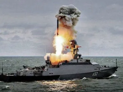 рф выпустила по Украине четыре "Калибра" из Черного моря, две российские ракеты сбили