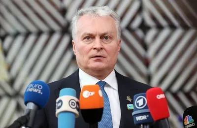 Президент Литвы призвал Запад перейти "красные линии", чтобы направить военную помощь Украине