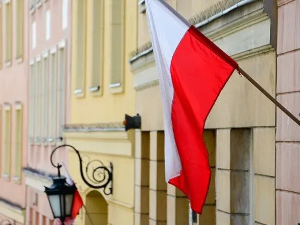 Польща закрила останній пункт пропуску для вантажівок із білорусі