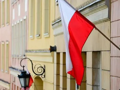 Польща закрила останній пункт пропуску для вантажівок із білорусі