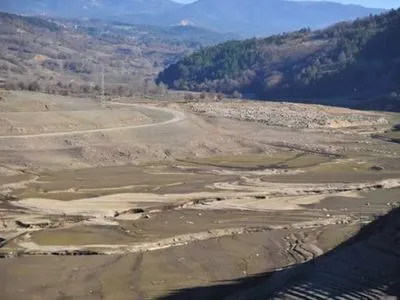Засуха на западе Турции осушает местный источник воды: людей призывают экономить