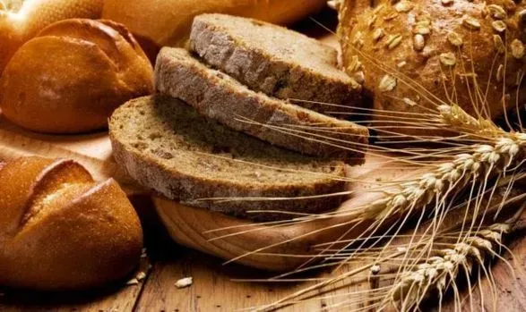 Глава Всеукраинского аграрного совета спрогнозировал рост цен на хлеб и фрукты